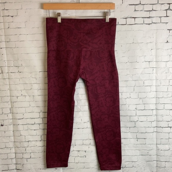 SPANX Garnet Rose Look At Me Now Crop Leggings Womens 1X Plus Size Athleisure - Picture 8 of 16